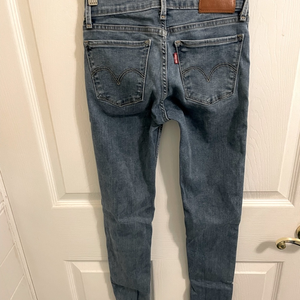Levi’s 710 super skinny jeans